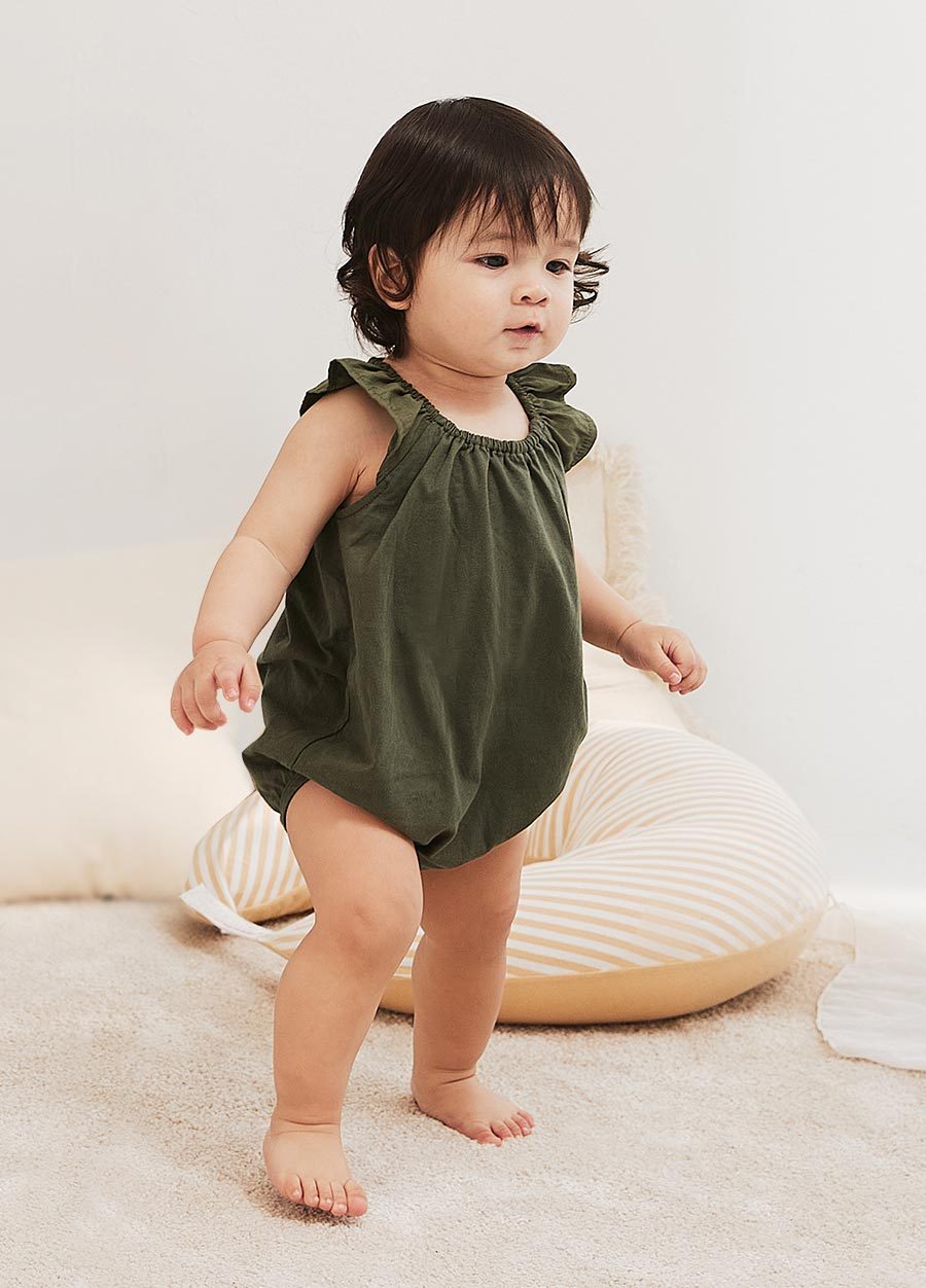 BABY 飛袖拼接澎澎包屁衣