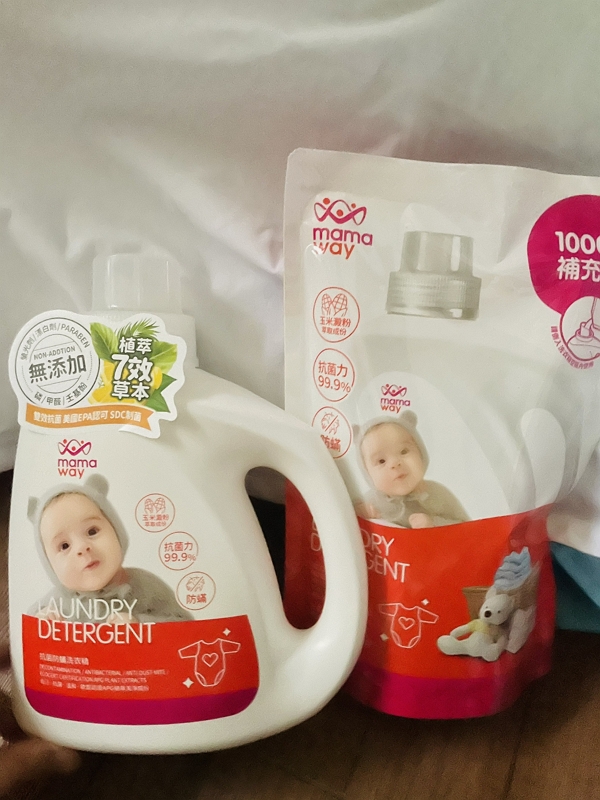媽媽餵抗菌防蟎嬰兒洗衣精