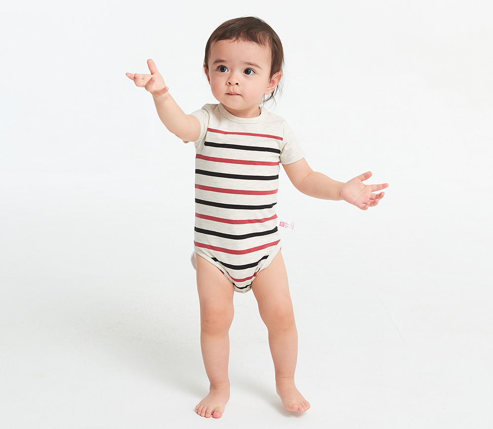 BABY 色條拼接包屁衣