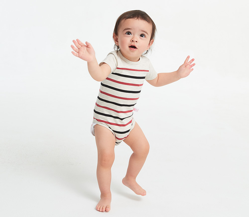 BABY 色條拼接包屁衣