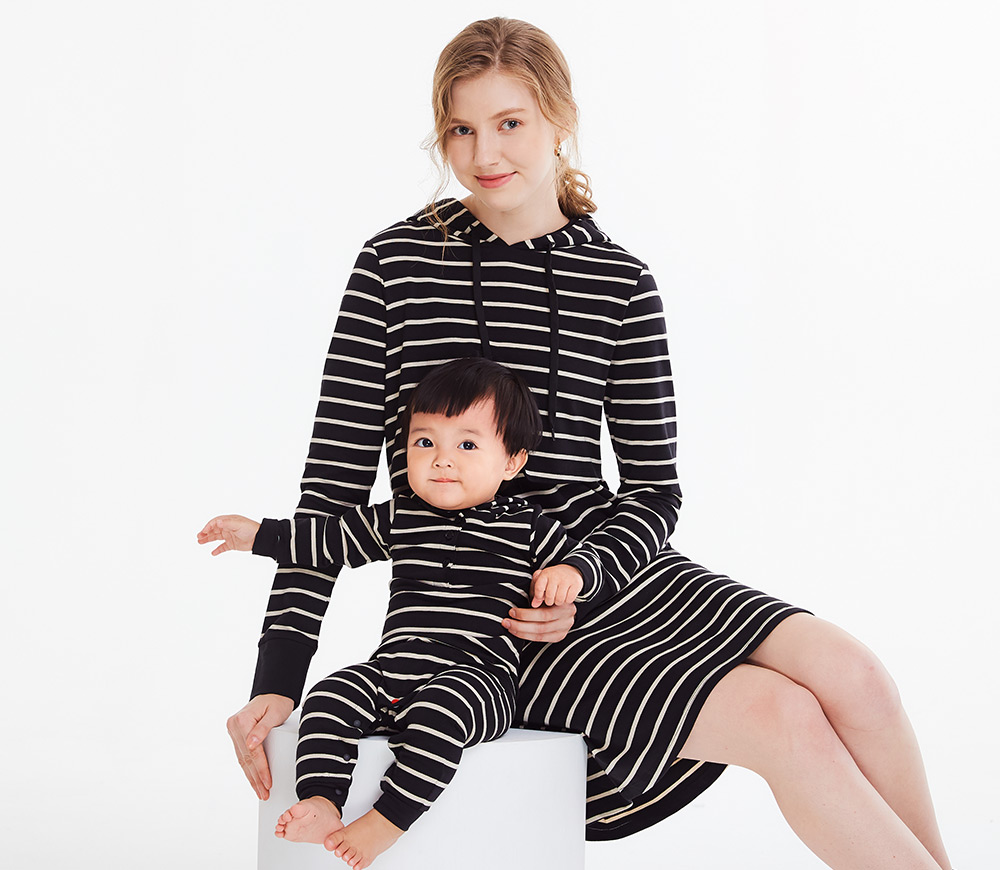 BABY 帽T連身衣